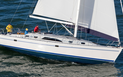 Catalina 445