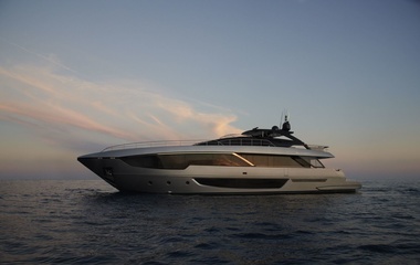 Riva GIO4