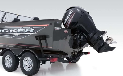 Tracker Targa V-19 WT