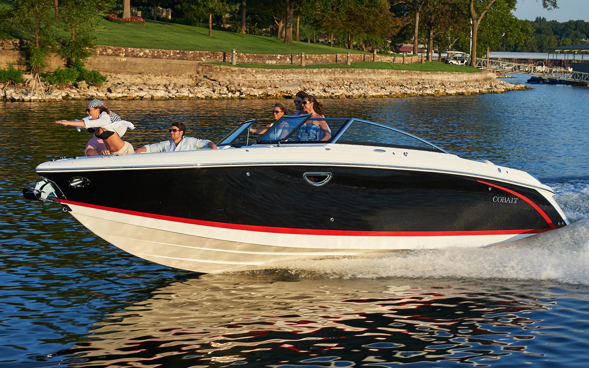 Cobalt R30: Prices, Specs, Reviews and Sales Information - itBoat