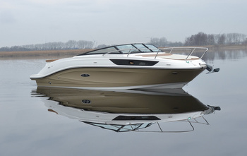Sea Ray Sun Sport 230
