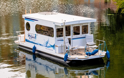 Rollyboot Houseboat