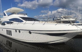 Azimut 64