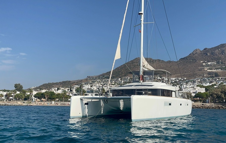 Lagoon 52 F (2014)