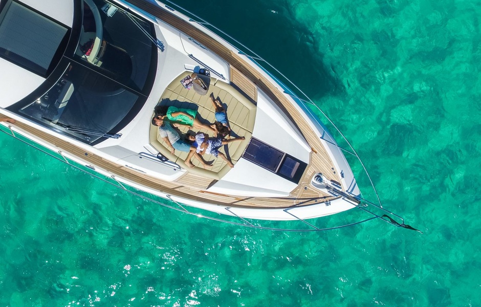 Sunseeker 68 Sport Yacht