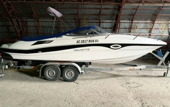 Velvette 22 Image (2011)