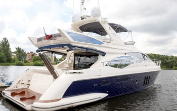Azimut 58