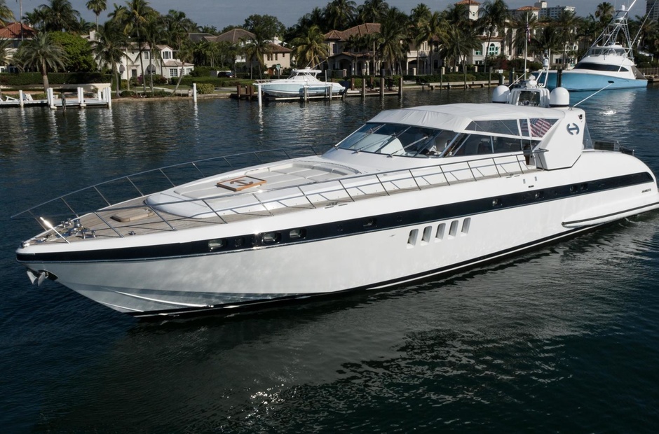Mangusta Four Friends