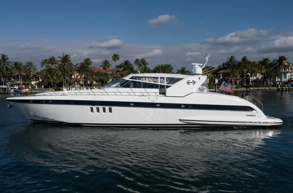 Mangusta Four Friends