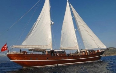 Custom Boats Goleta I