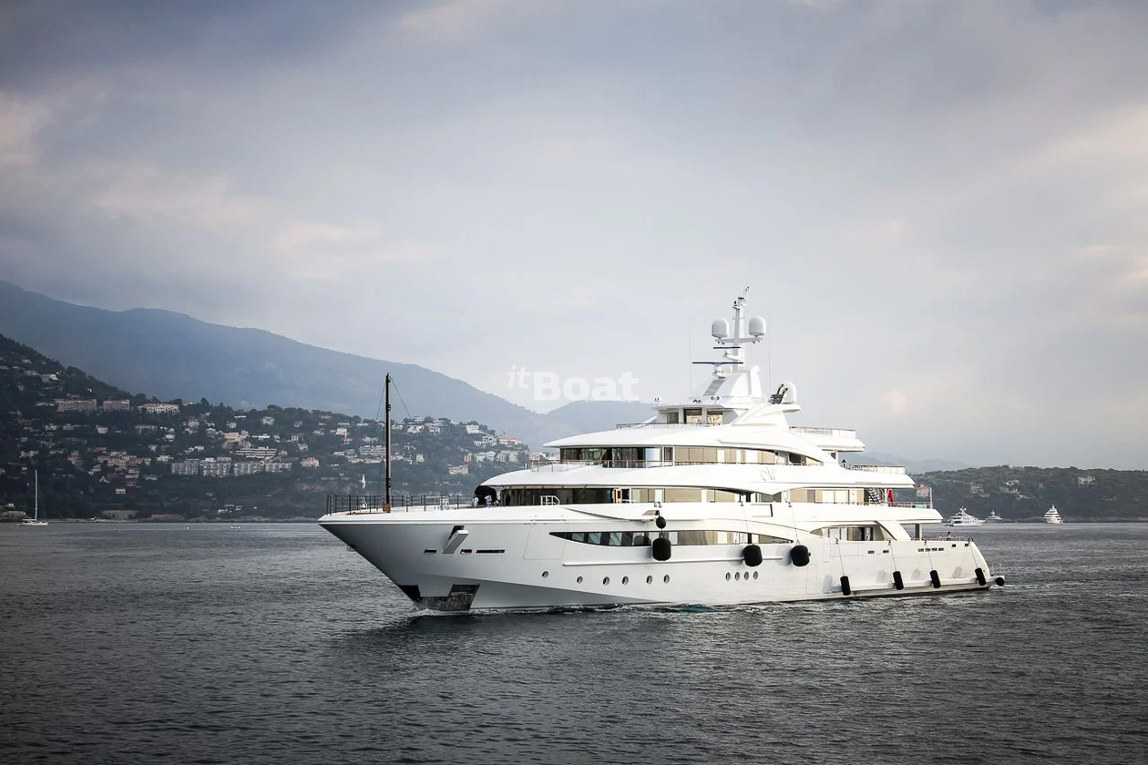 superyacht mimtee owner