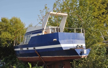 Antares 42 (2004)