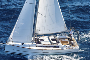 Dufour 360