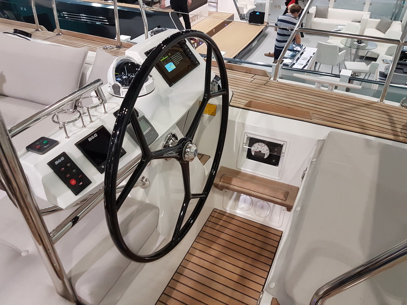 Beneteau Sense 57