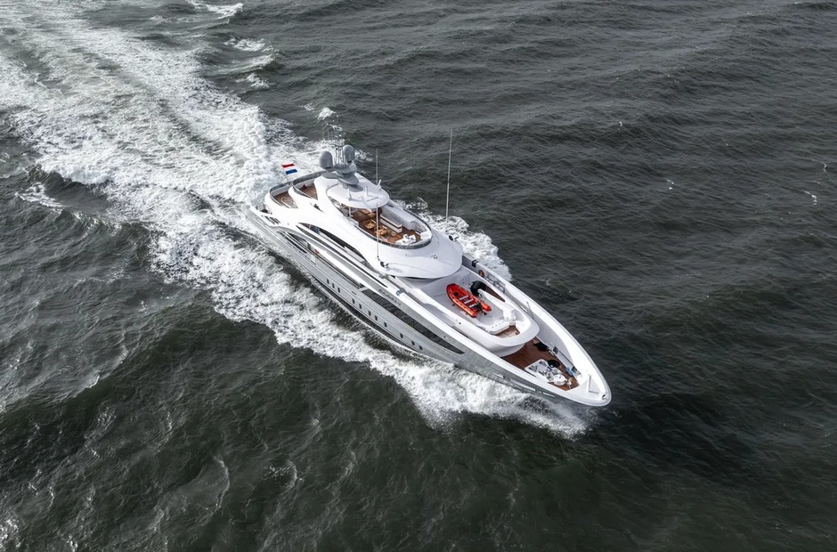 Heesen Cinderella Noel IV