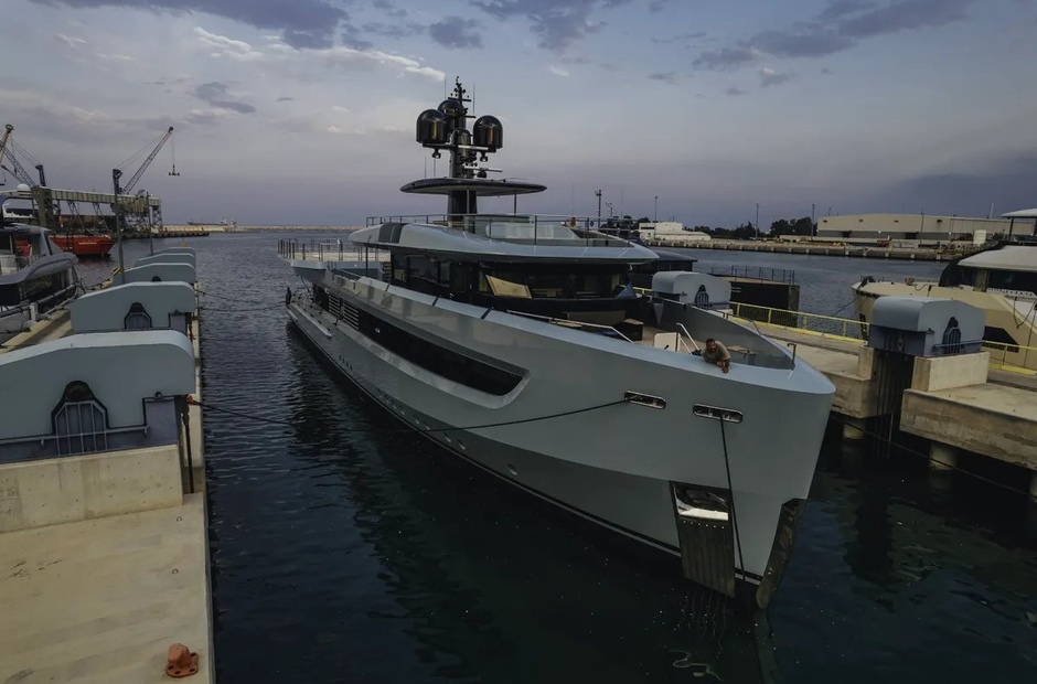Alia Yachts Limerence