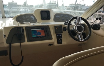 Sealine F37 (2008)