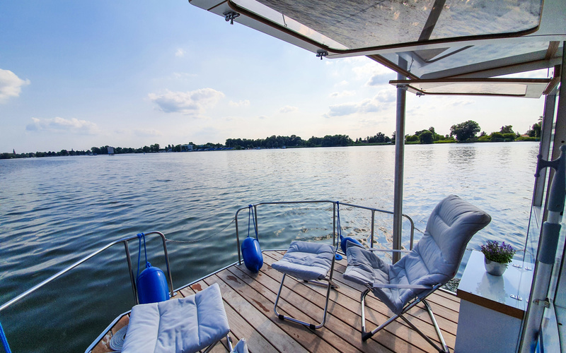 Rollyboot Houseboat
