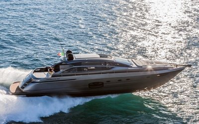 Pershing 62