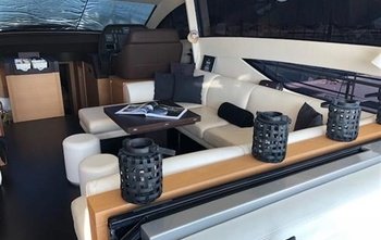 Pershing 64