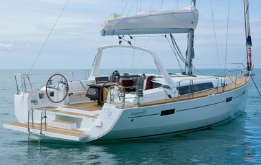 Beneteau Oceanis 45