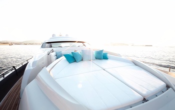 2007, Pershing 90