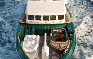 Custom Boats W Explorer