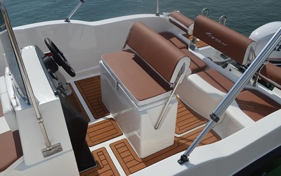 Nireus Ω53 Pleasure