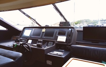 Ferretti 731