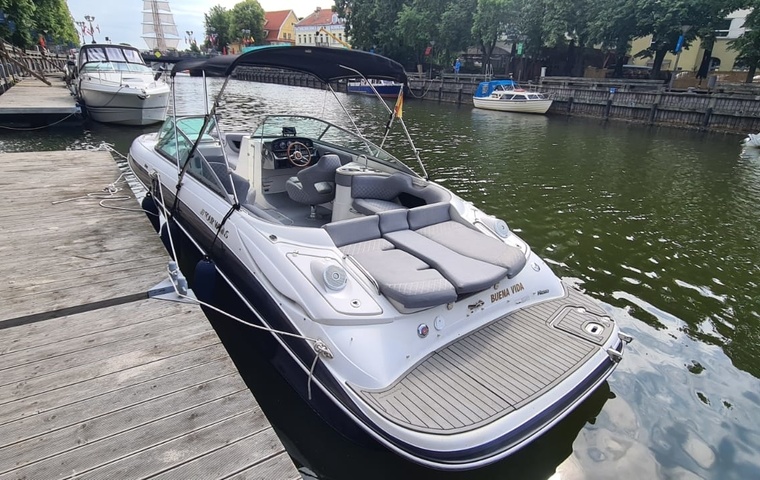 Four Winns H260 SS (2011)
