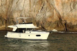 Beneteau Swift Trawler 35