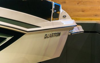 Glastron GT 229