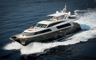 Van der Valk Mr. Maverick