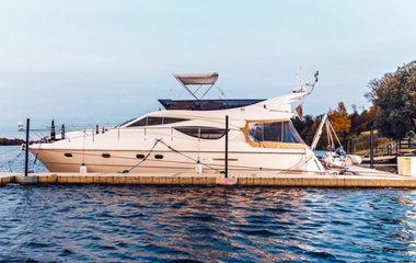 Ferretti 460