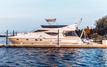 Ferretti 460