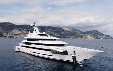 Lurssen Avantage