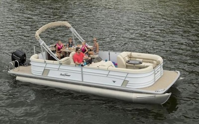 Sunchaser Eclipse 8523 Entertainer