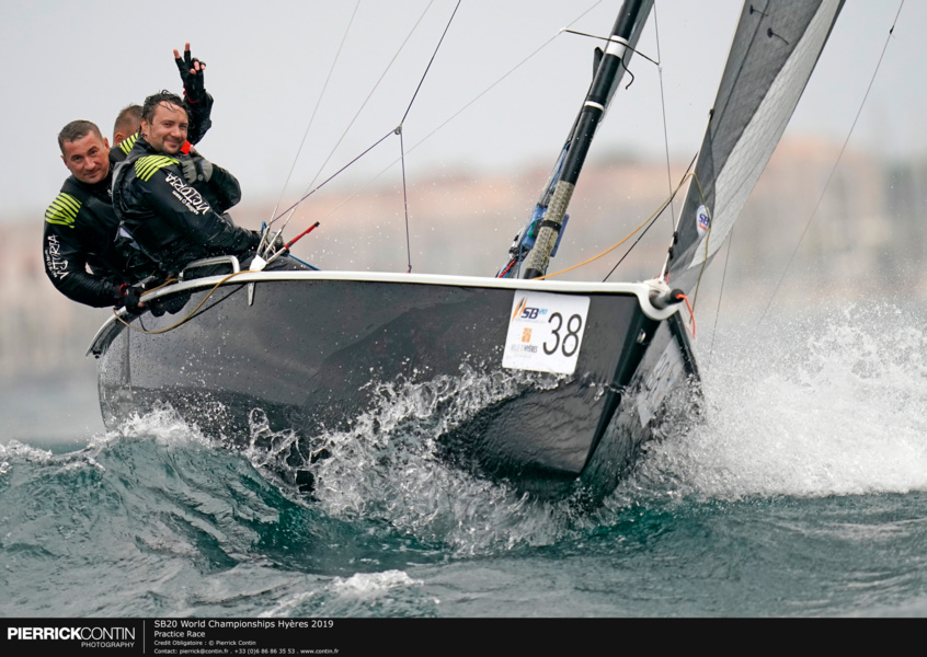 VICTORIA SAILING TEAM (skipper - Vadim Pushev)