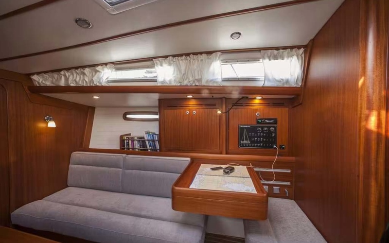 Arcona 380