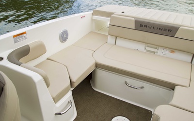 Bayliner VR6 Bowrider
