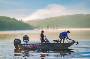 Tracker Super Guide V-16 SC