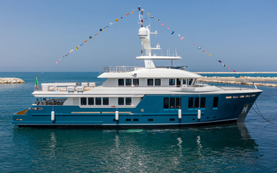 Cantiere delle Marche Darwin 115