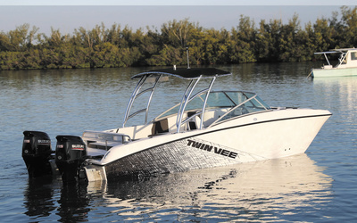 Twin Vee 240 Dual Console SE-X