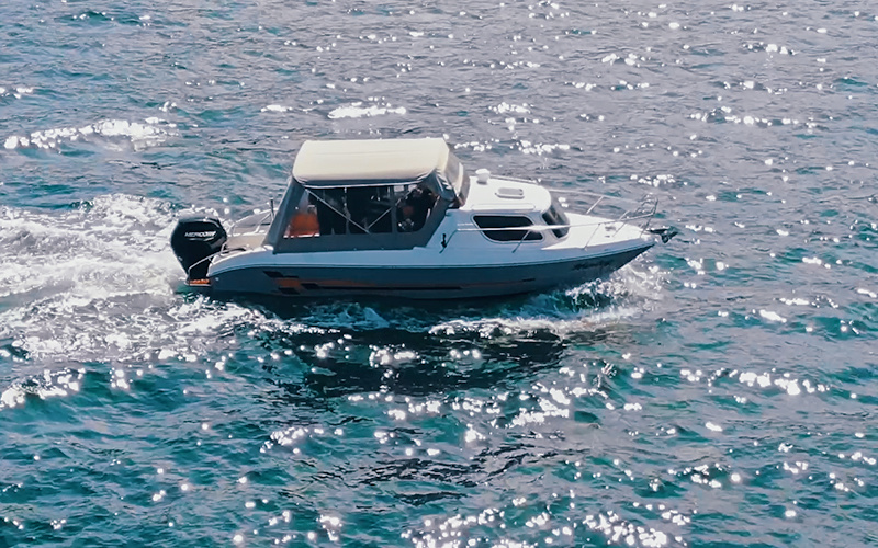 Safter 630 Cabin Cruiser