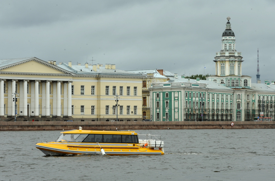 A water taxi appeared in St. Petersburg.