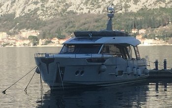 Greenline 48 Fly (2016)