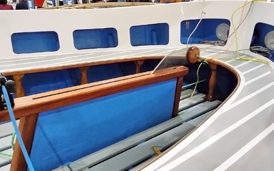 12 Feet Кэтбот Tom Cat