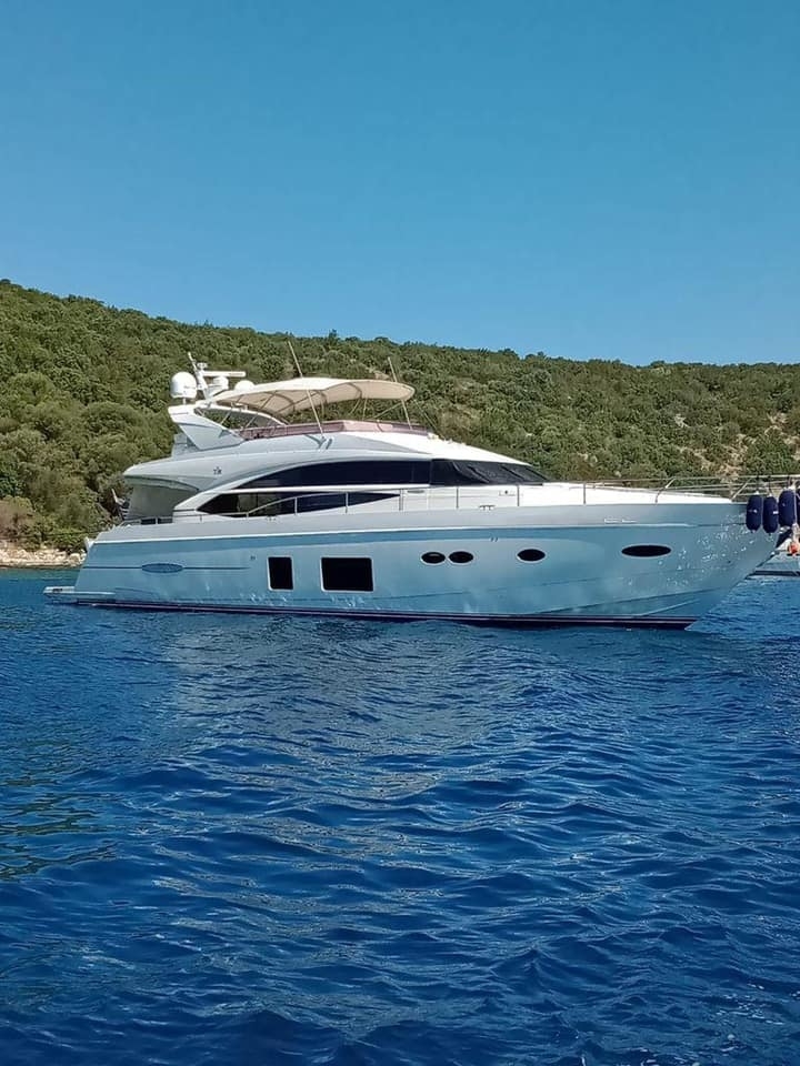 princess yachts 72