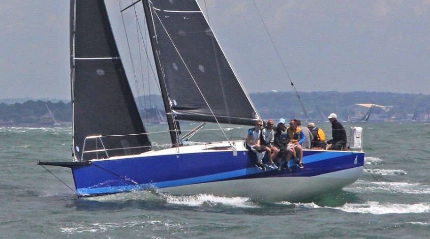 J99. Фото с официального сайта J Boats