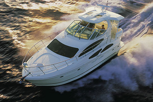 Cruisers Yachts 415 Express Motoryacht